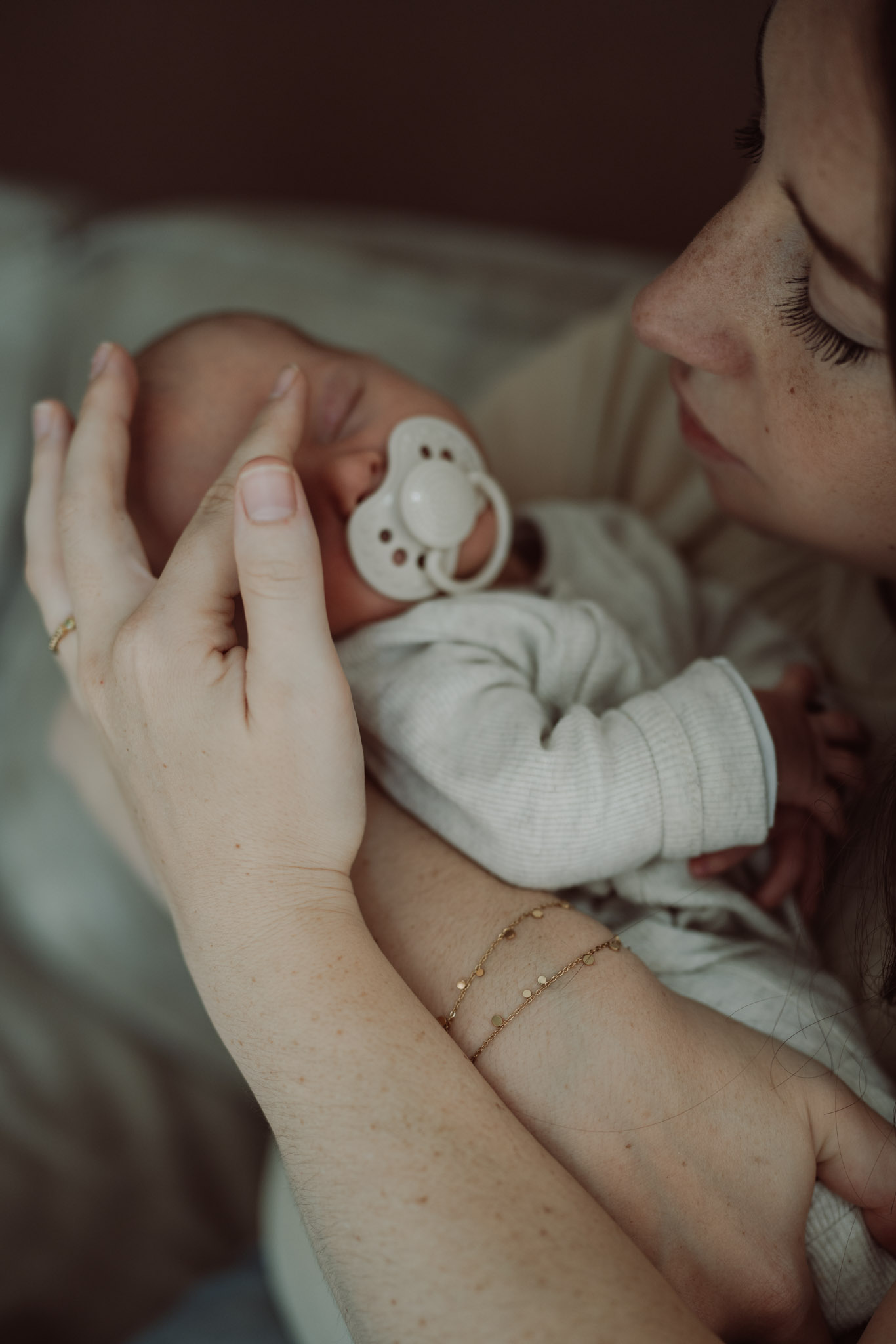 Newbornreportage door Denise Boelhouwer