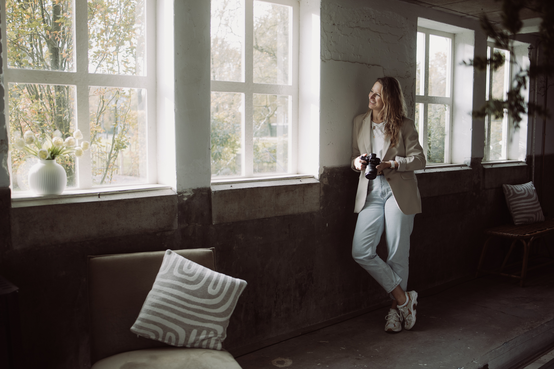 Denise Boelhouwer met camera