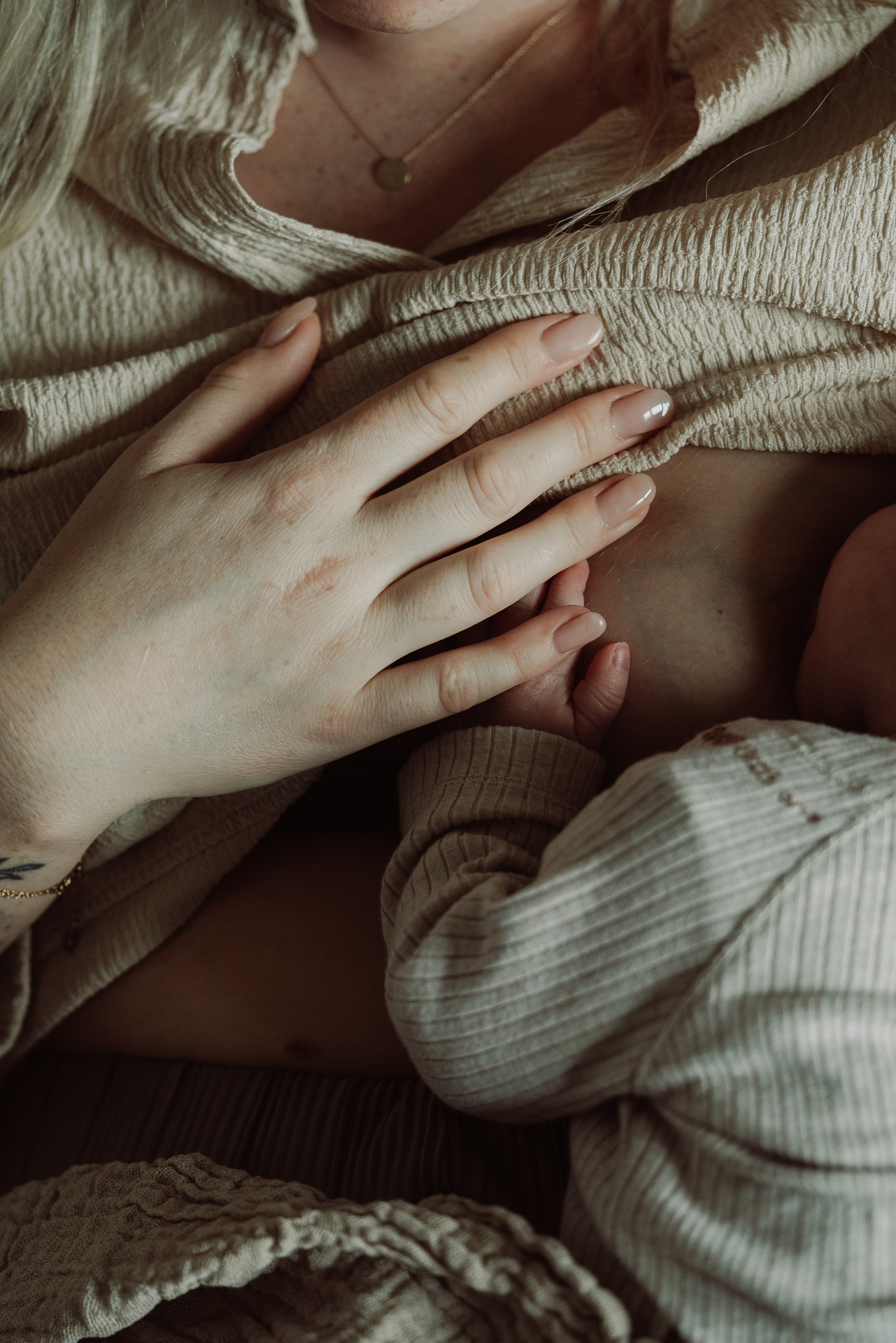 Newbornreportage door Denise Boelhouwer